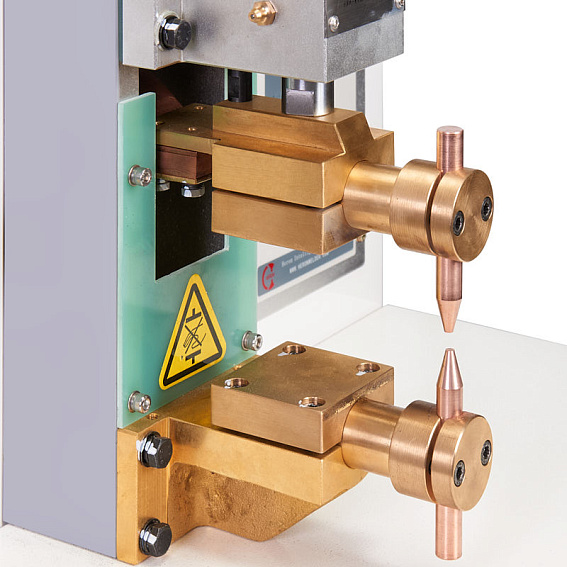 Машина для контактной сварки Heron DR1500 Машина для контактной сварки Heron DR1500